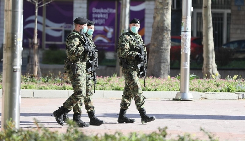 Vučić naredio hitnu upotrebu Vojske