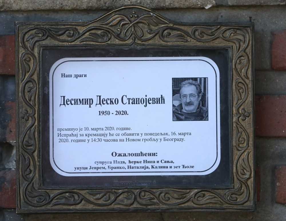 Prijatelji i porodica se opraštaju od Desimira Stanojevića! (FOTO)