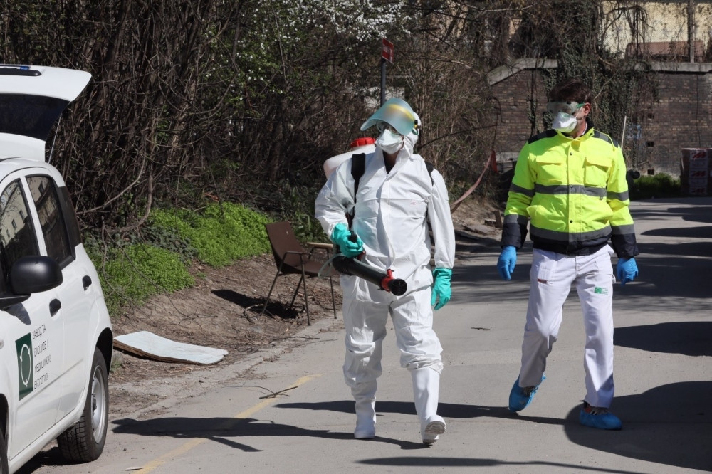 Vanredna situacija u 16 gradova i opština zbog korona virusa