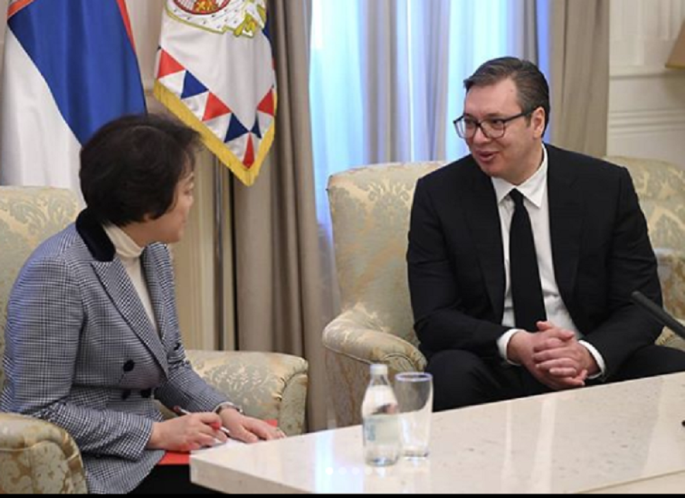 Vučić se sastao sa ambasadorkom Čen Bo