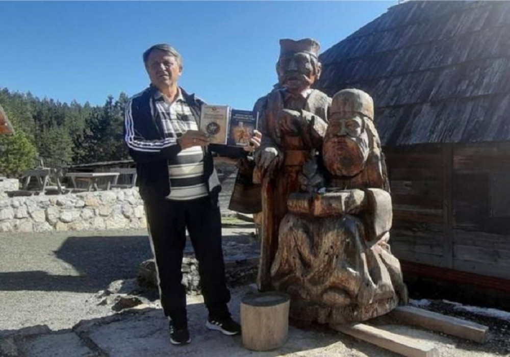 "Kolone izbeglica će čekati na granicama samo da se dokopaju Srbije"