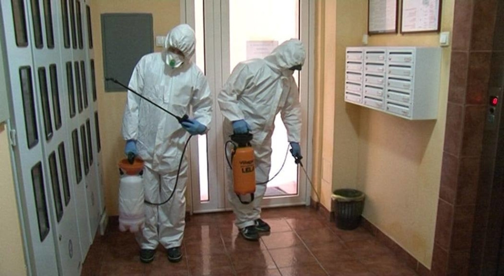 Dezinfikuju se autobusi, škole, zgrade! Vučević: Sve komunalne službe rade!