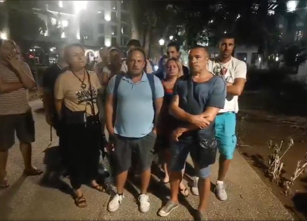 Zaglavljen je na Kubi sa 40 Srba: "Ostaje sve manje hrane, domaćini neće da daju prenoćište" (VIDEO)