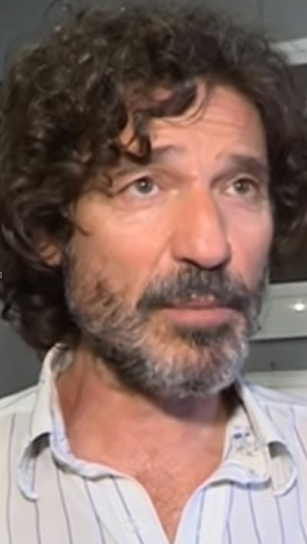 Roze papuče i šarena pidžama: Kada budete videli Gagija Jovanovića u izolaciji, plakaćete od smeha! (FOTO)