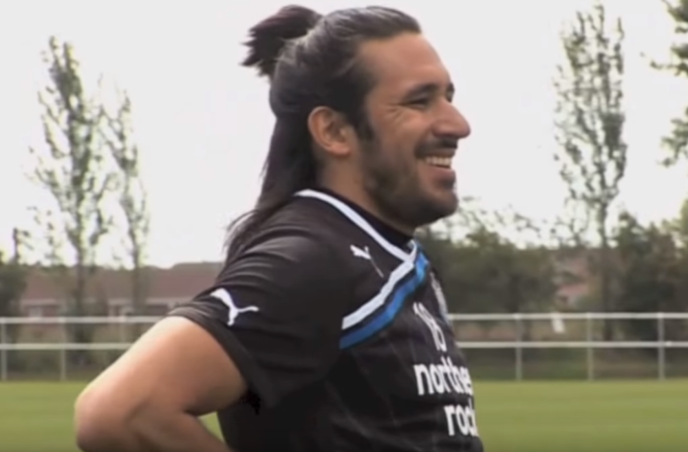 I šta on uradi? Zabije gol i udeli asistenciju u poslednjoj utakmici sezone i spase klub od ispadanja! (VIDEO)