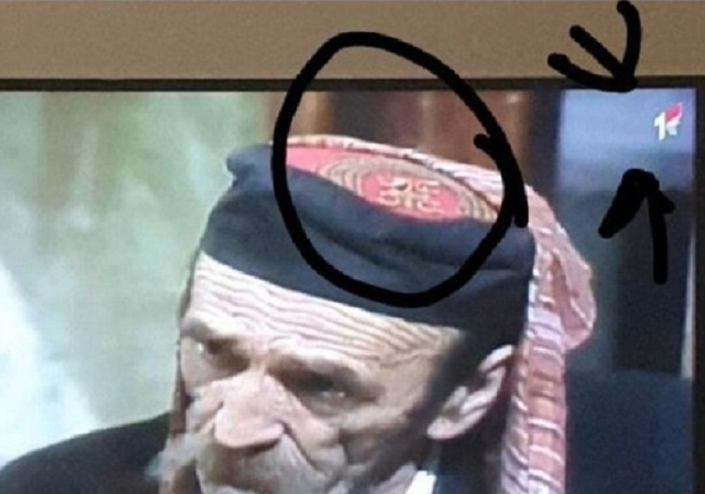 "Omakla" im se kapa sa zabranjenim simbolom, očekuje se ostavka glavnog urednika! (FOTO)