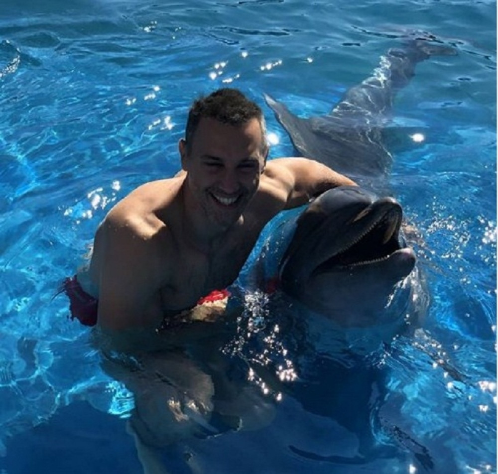 Poznati srpski maneken doživeo pakao na odmoru! Vladimir se javno obratio: "Srećan sam što sam stigao kući"!