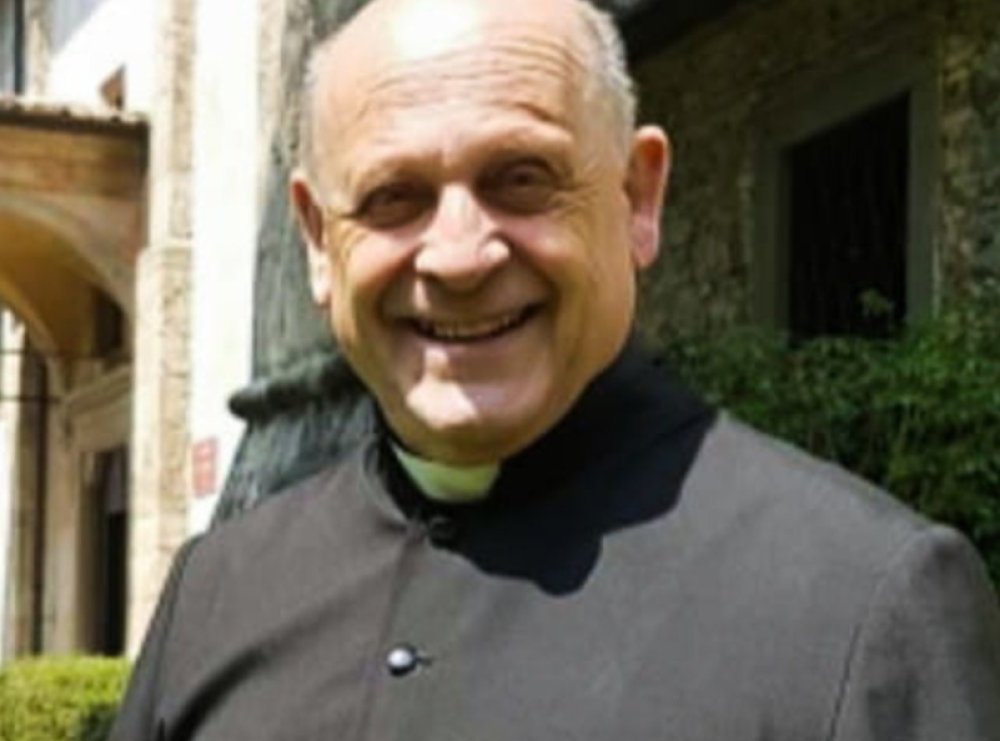 Ležao je u bolnici na respiratoru, kada su pored njega doveli mladića koji je teško disao, zbog onoga što je uradio je umro, a svi mu se klanjaju do poda!