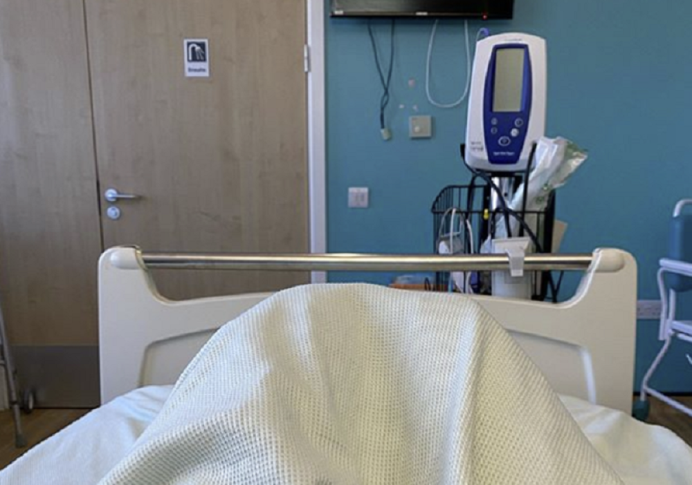 Život poznate glumice zaražene koronavirusom visi o koncu! Njen suprug poručio: "Pošaljite joj svoje molitve!"