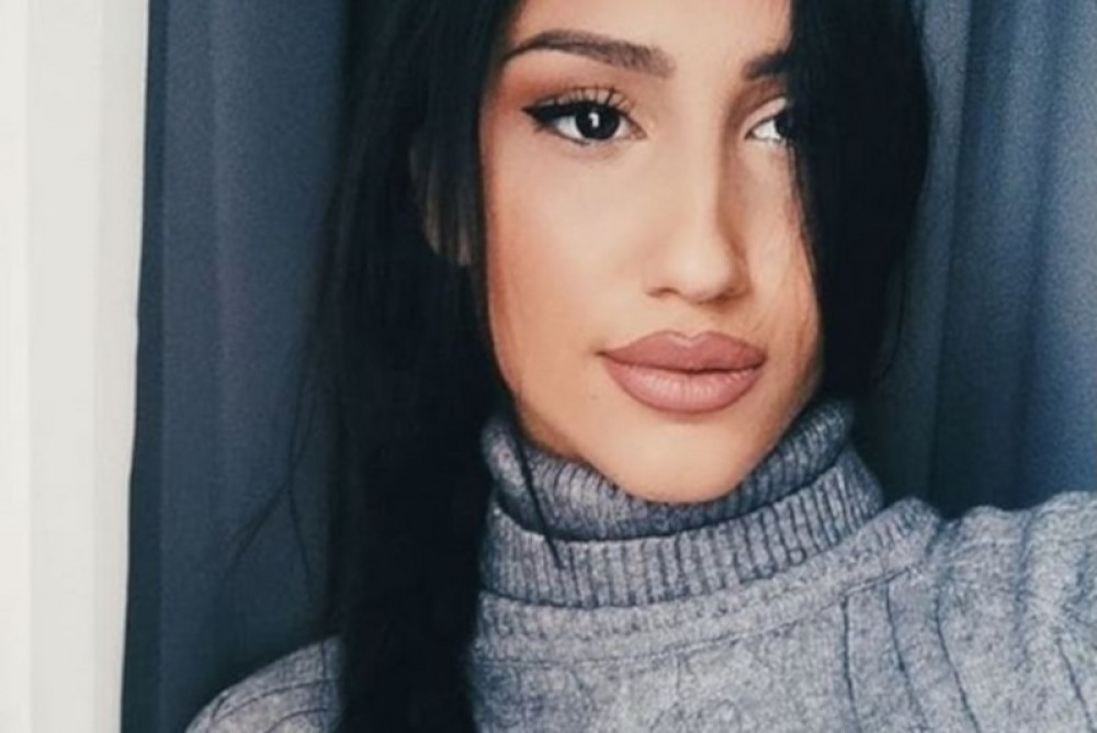 Angellina uzela makaze i napravila karambol na glavi! (VIDEO)