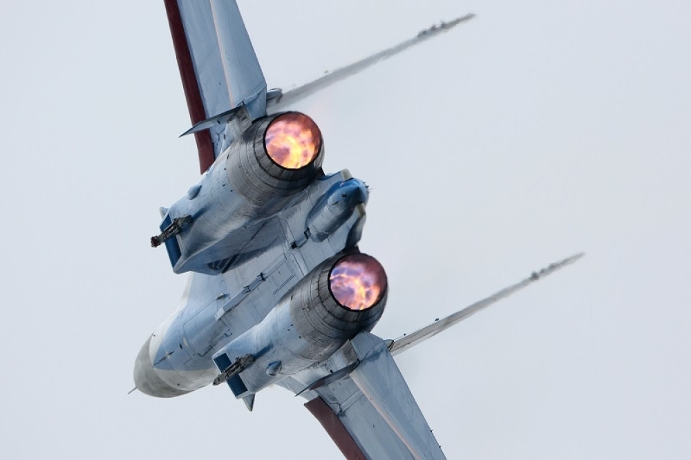 Suhoj izleteo iz baze, nastala opšta bežanija iznad Baltika!