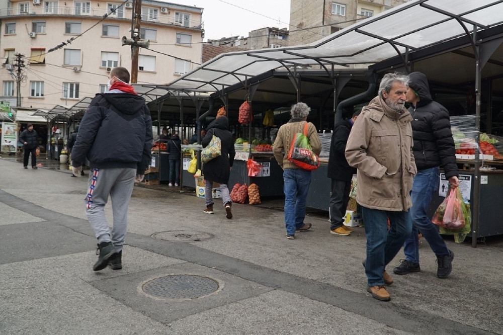 Bajlonijeva pijaca otvorena posle nekoliko dana pauze, kupcima cene upale u oči