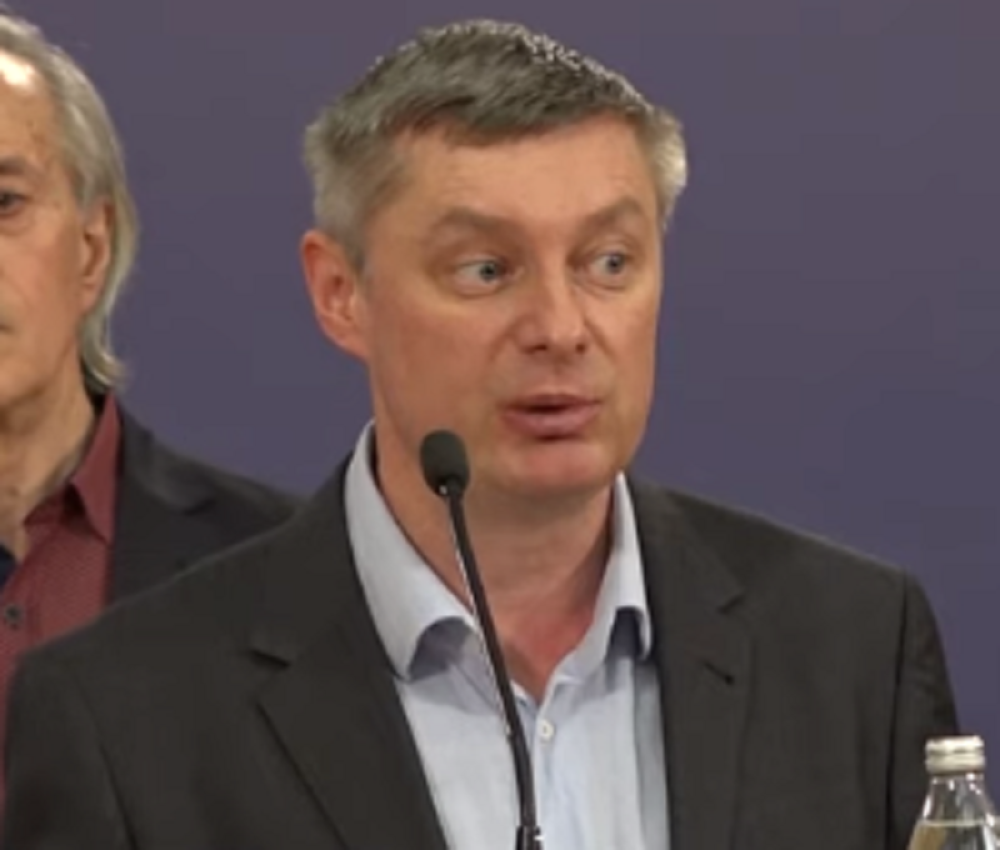 "Ne čekajte da virus sam prođe, predstoji nam ozbiljna borba"