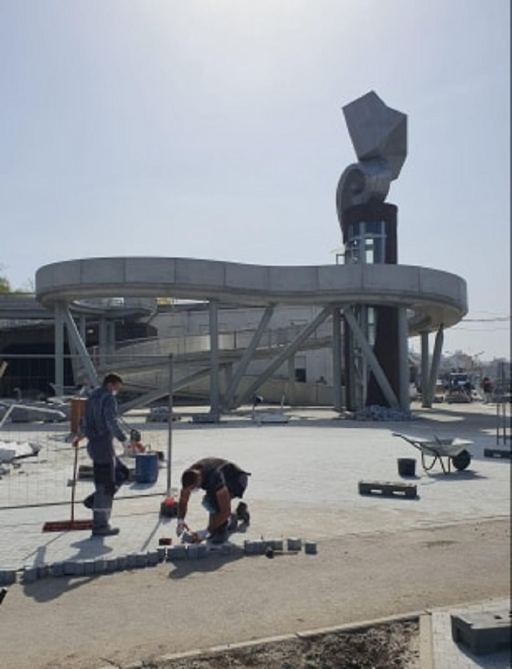 Goran Vesić obišao radove kod Beton hale (FOTO)