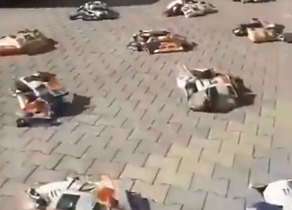 Građani ove zemlje su sve začudili svojim ponašanjem (FOTO)