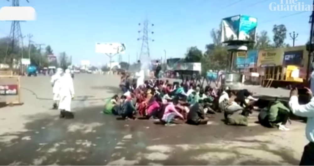 Ovako se u Indiji bore sa koronom (VIDEO)