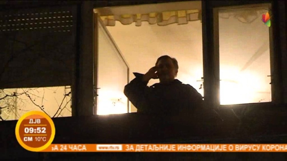 Prvak opere svako veče muzikom ispunjava novosadske ulice (VIDEO)