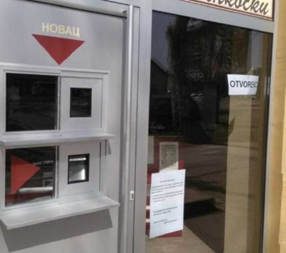 Apsolutni hit, gore drištvene mreže (FOTO)