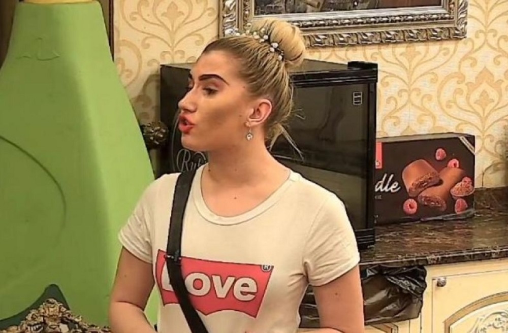 Učesnica "Parova" ima po*nografski snimak sa starijim oženjenim pevačem": Internet izgoreo! (FOTO)