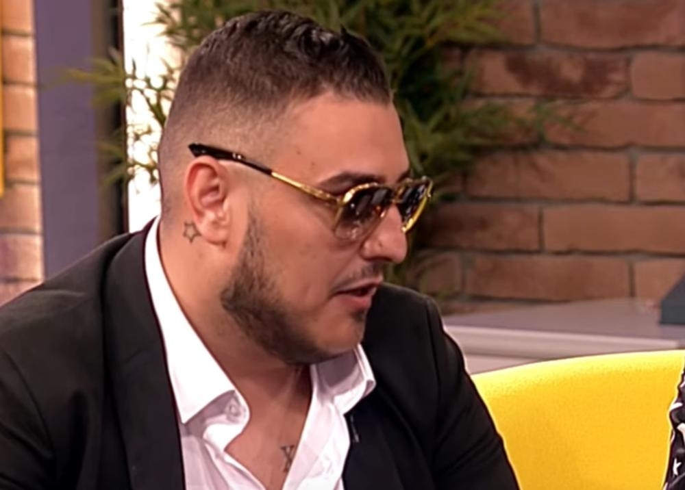 Darko Lazić uživa na selu sa Marinom, a na jedan detalj niko nije obratio pažnju!