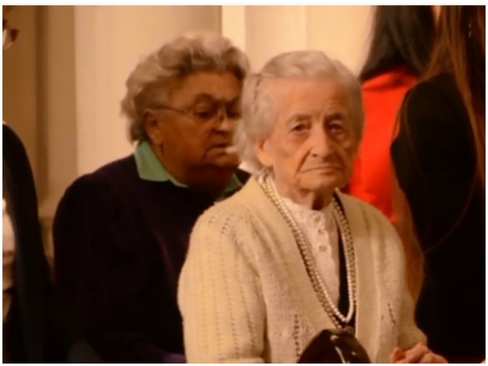 Naočita i spretna baka se celog života bori kao lavica