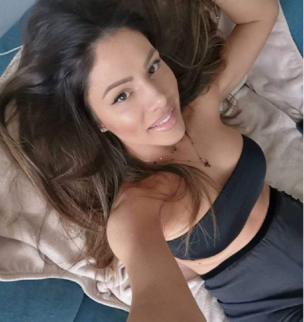 Na Sandrinu fotografiju muškarci ostali bez daha, spominjale su se ozbiljne cifre (FOTO/VIDEO)