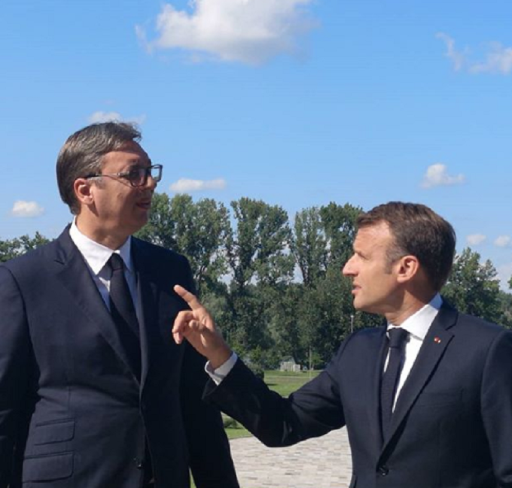 "Iskreni prijatelj Srbije Emanuel Makron"