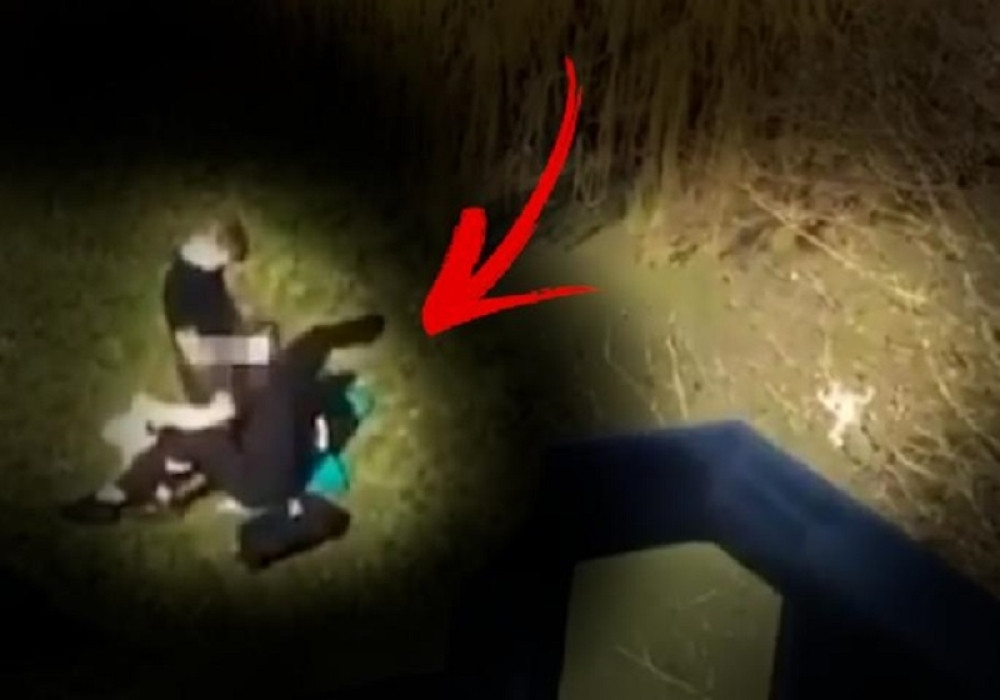 Usred policijskog časa, ništa ih ne zanima, sve pršti, ona njemu oral, on njoj...a onda neslavan kraj (VIDEO 18+)