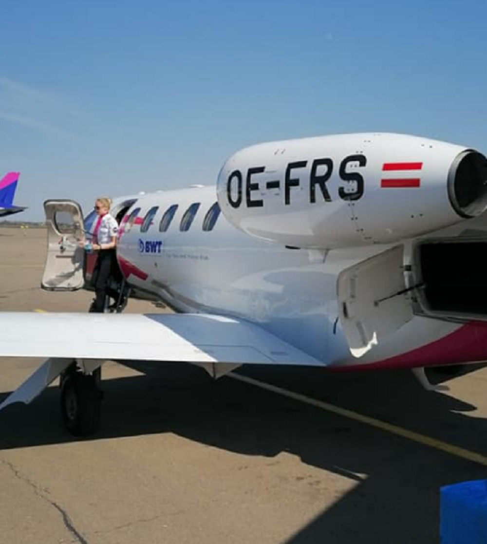 Ovo je par iz Švajcarske koji nam je donirao respiratore! Predsednik ih posebno pomenuo na konferenciji