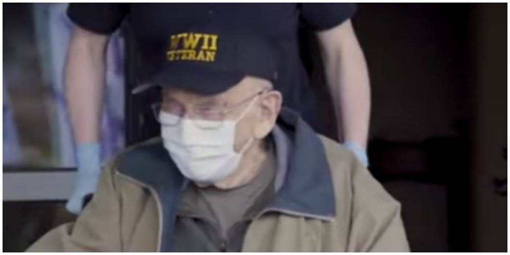 Deka (104) ratni veteran preživeo Španski grip a ni ovaj virus nije jači od njega