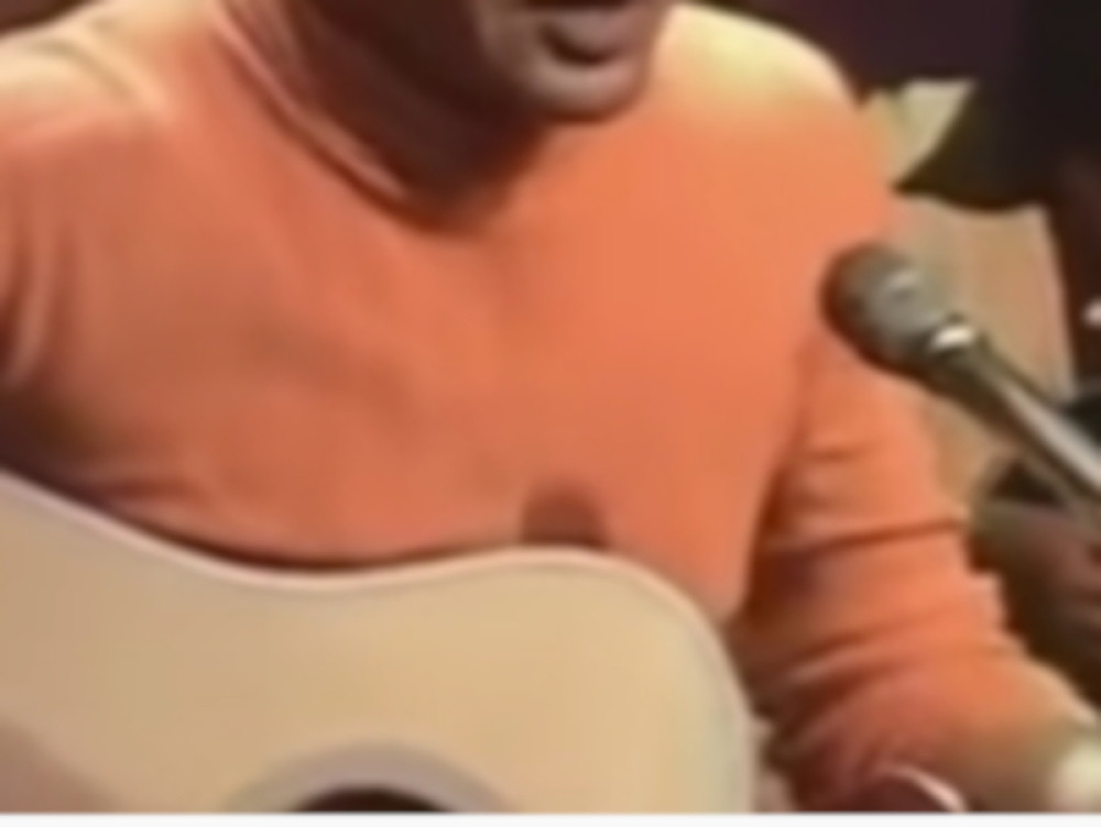 Preminuo poznati pevač! Bio je humanista, a uz njegove pesme mnogi su se zaljubili!