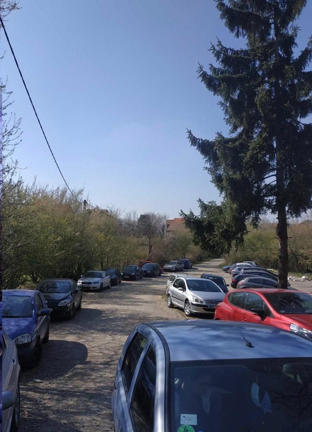 U danu kada je najviše zaraženih koronom umrlo, narod se ponaša kao da se ništa ne dešava!