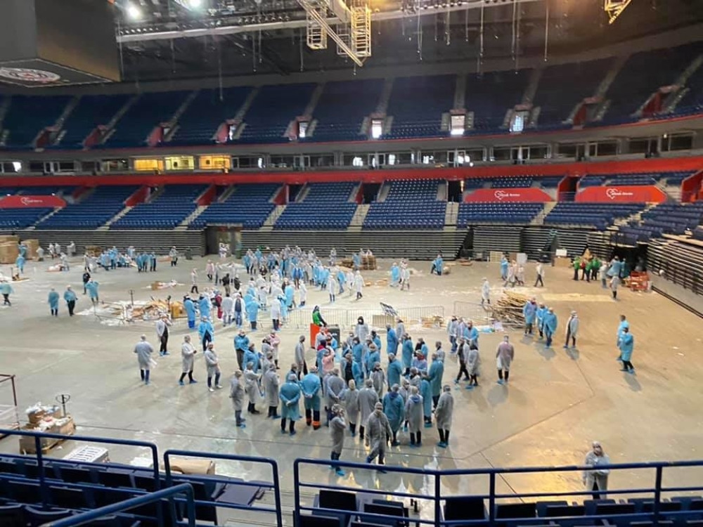 Spakovana pomoć od privrednika za 173.000 penzionera u BG