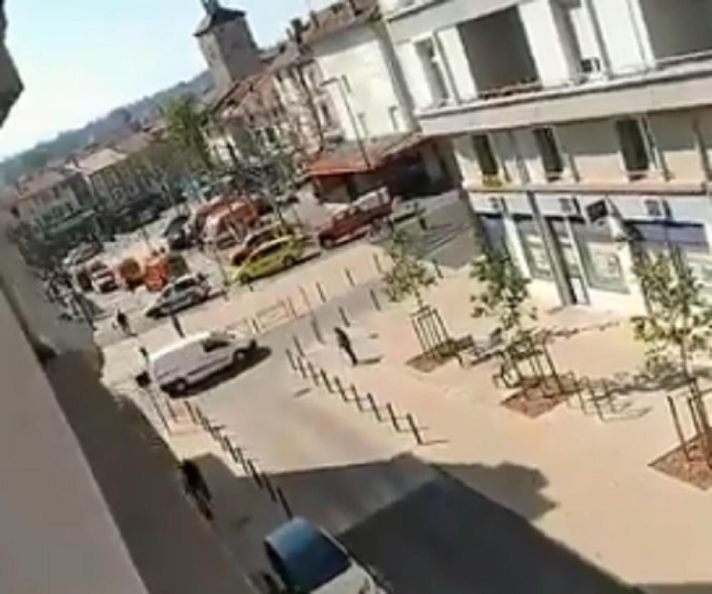 Napadač uzvikivao "Alahu akbar“ (VIDEO)