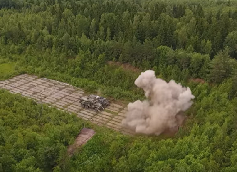 Evo zašto Amerikanci i NATO trupe treba da strahuju od "Tajfuna-M" (VIDEO)