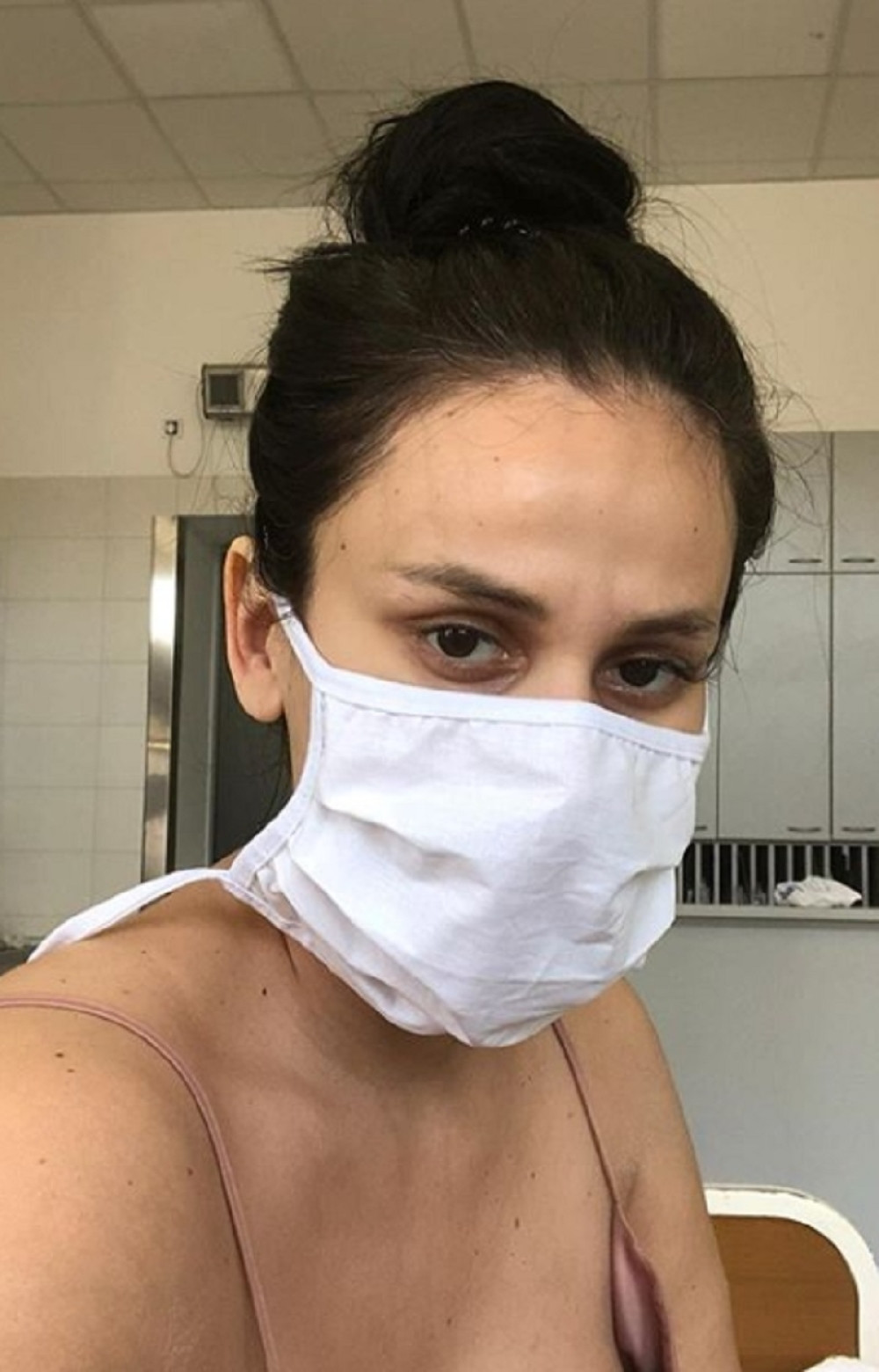 Uznemirujuć sadržaj! Indi objavila fotografije nakon operacije!