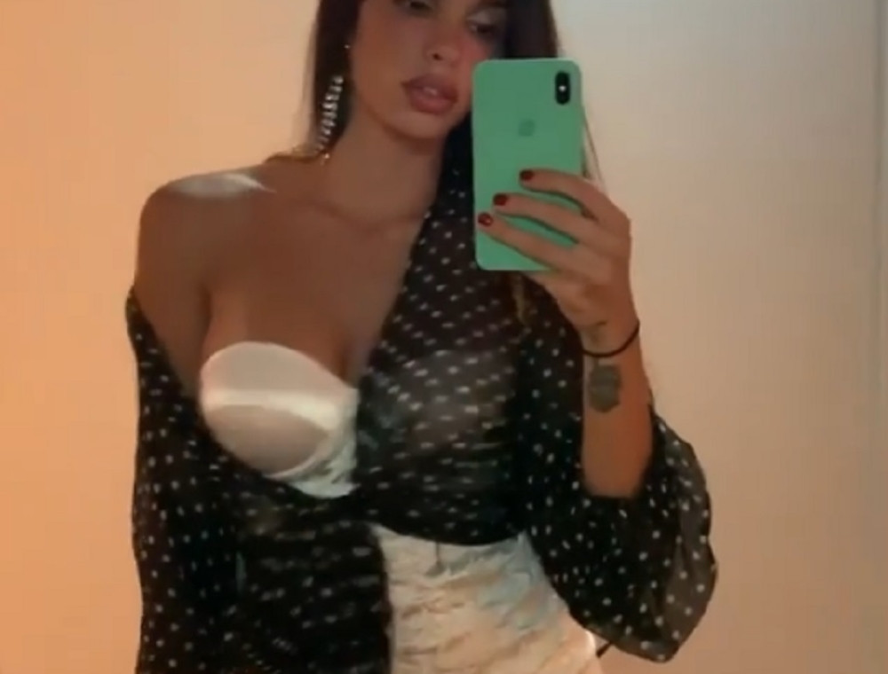 Tresu se zidovi kod srpskog fudbalera i supruge! Baba joj očitala lekciju, stanari ih čudno gledaju!