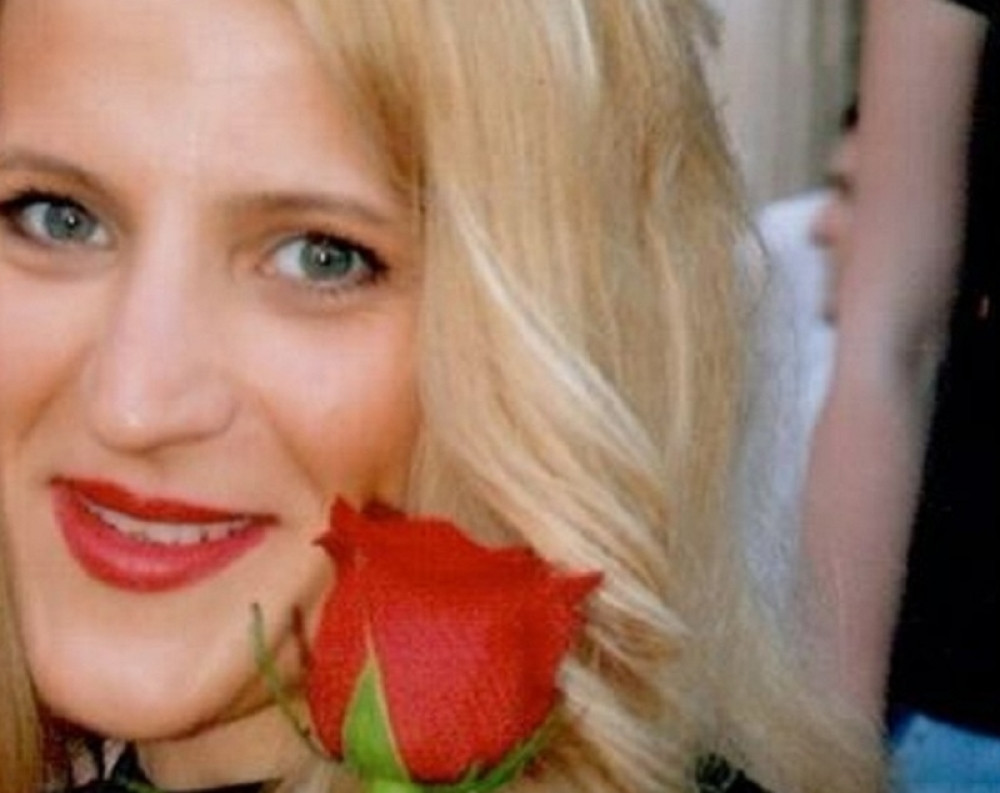 Suzana koja je umrla na grobu sina, sahranjena pored svog Vuka (FOTO)