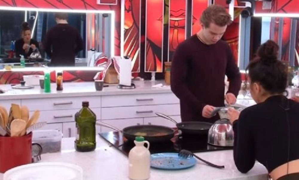 Zbog karantina završava se najgledajniji rijaliti: Takmičari izlaze na slobodu! (VIDEO)