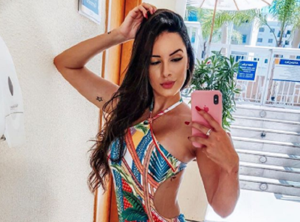 Devojka fudbalera Juventusa u raskošnim grudima krije veliko srce (FOTO)