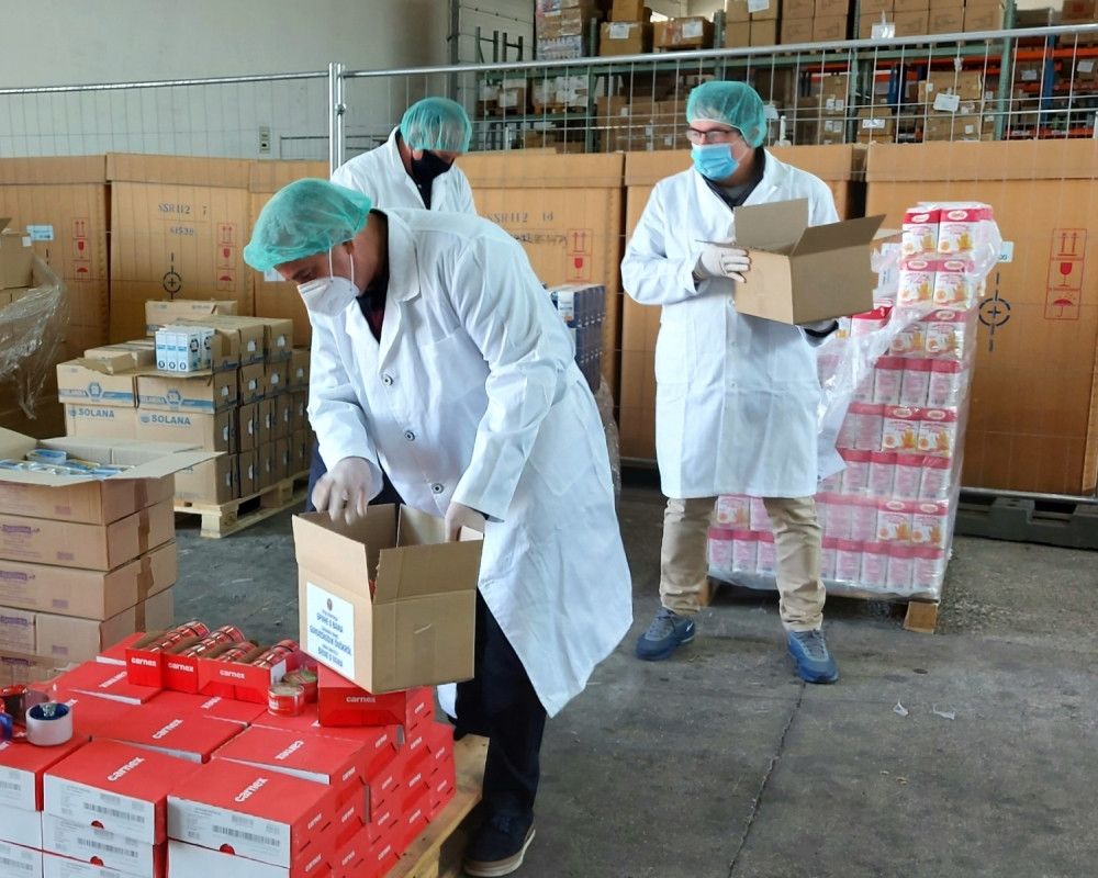 U Subotici počela dostava paketa penzionerima sa najnižim primanjima