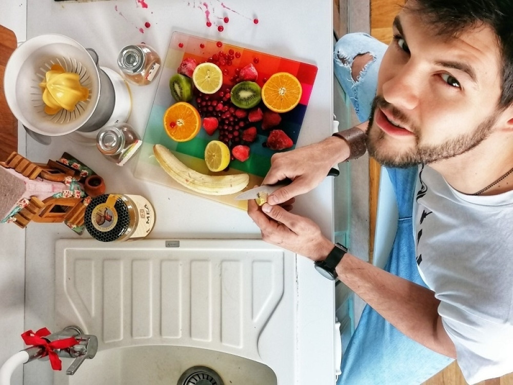 Popularni glumac Stevan Piale otvorio vrata svog doma za "Alo!" (FOTO)