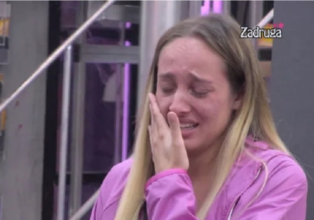 Luna Đogani sinoć pokušala da napusti "Zadrugu", a ovo večeras neće moći da zaobiđe! Evo šta joj se sprema!