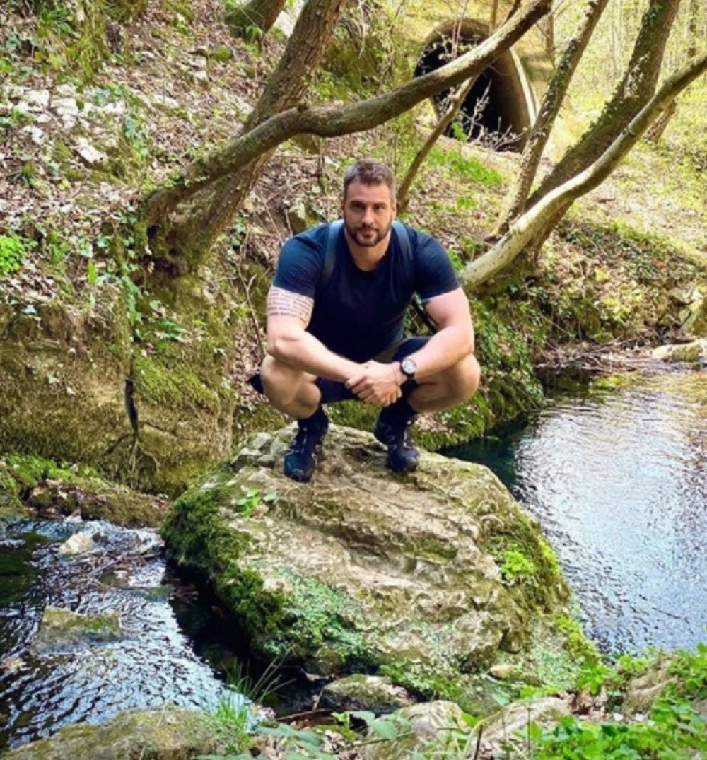 Dame pripremite se: Muž Mie Borisavljević pokazao čime raspolaže (FOTO)