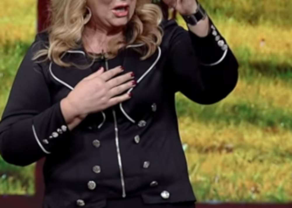 Srpska pevačica pala sa mosta, prošla sa povredama a onda saznala da ima tumor!