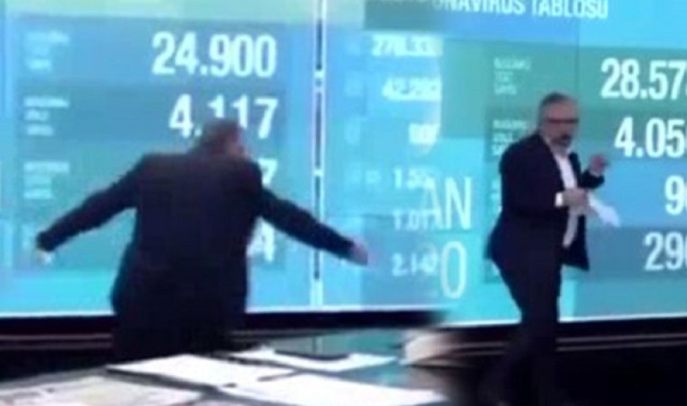 Voditelja udarila struja usred emisije! (VIDEO)