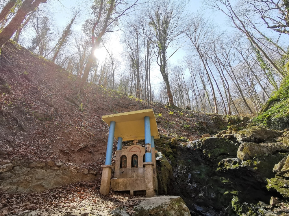 Na ovom vrelu su slepi progledali, a bolesni ozdravili (FOTO)