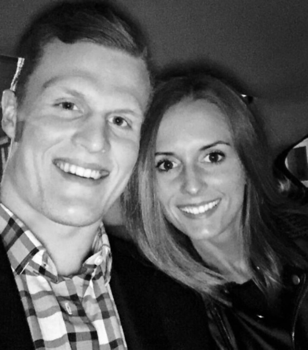 Tragične vesti o smrti velikog napadača potvrdila njegova supruga: "Bio si tako obožavan!" (UZNEMIRUJUĆ FOTO)