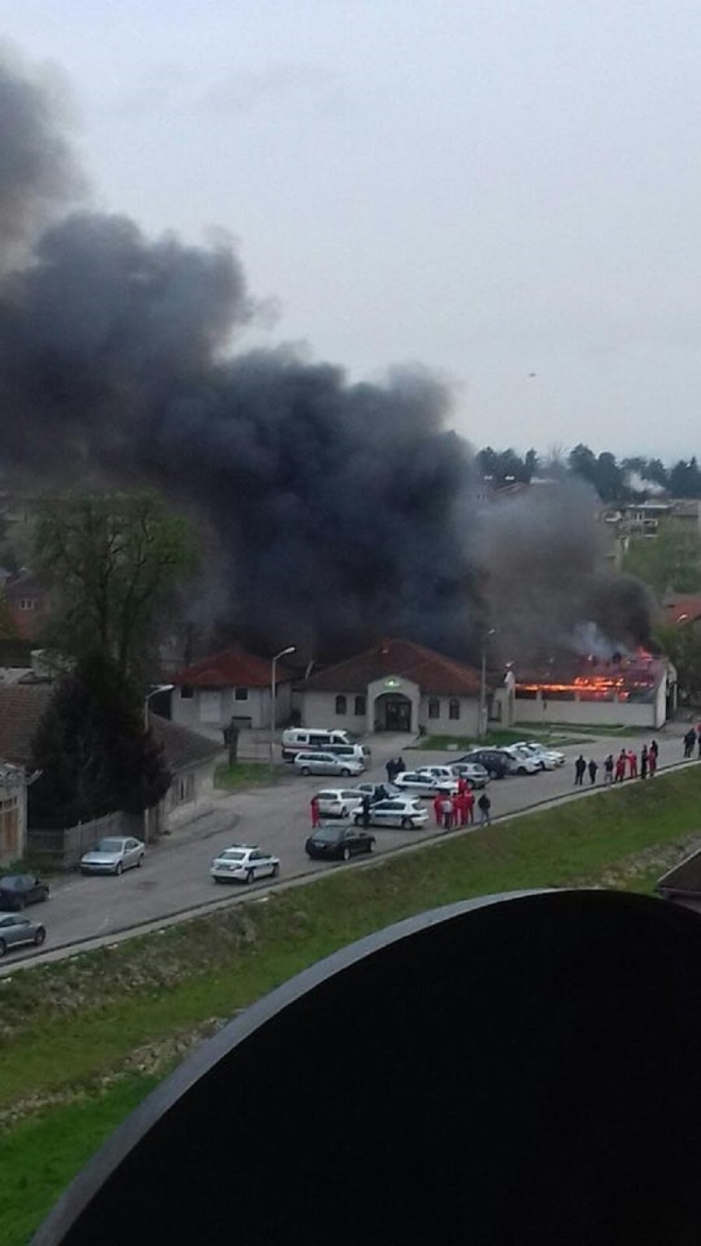 Dim kulja iz garaže i vešeraja! (VIDEO)