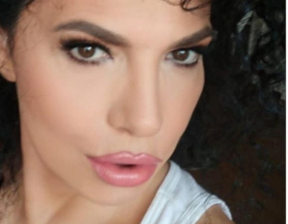 Polugolo nauljeno telo, bujne grudi u prvom planu! Lidija Vukićević u najvrelijem izdanju ovog leta!